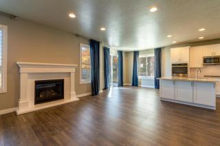 Foyer encastré bois : intégration architecturale et prix