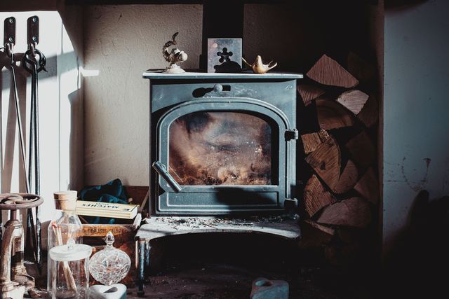 Les avantages de se chauffer au bois : économies, écologie et confort Les avantages de se chauffer au bois : économies, écologie et confort